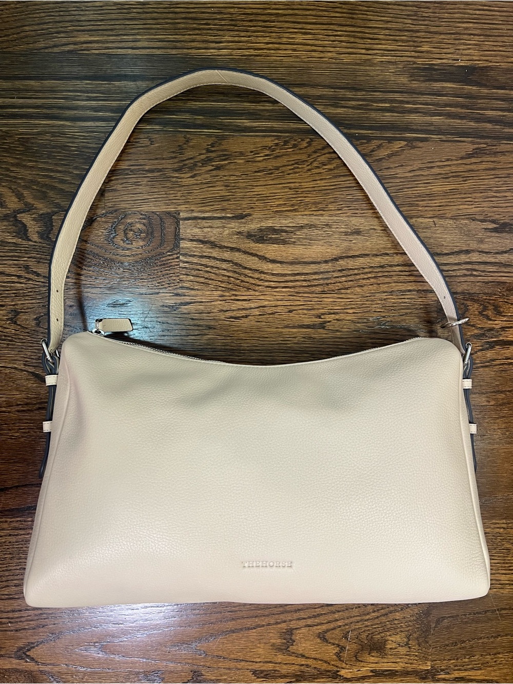 The Horse Cream Leather Shoulder Bag - Picture 2 of 12